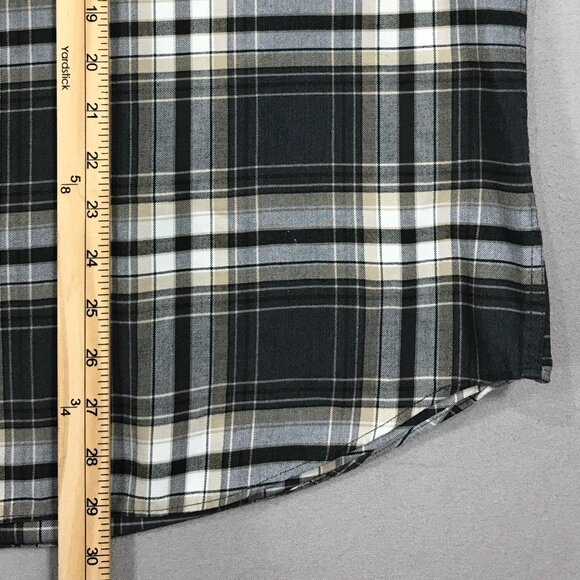 Van Heusen Shirt Men's Large Gray Plaid Regular Fit Never Tuck Button Down LS - Picture 10 of 11